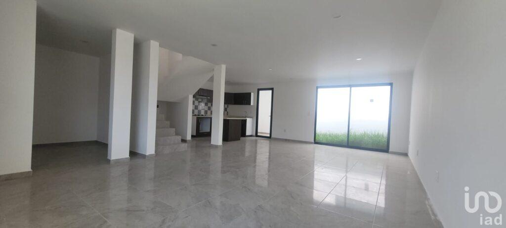 Casa en venta en Privada, frente a área verde en Pachuca de Soto, Hidalgo.