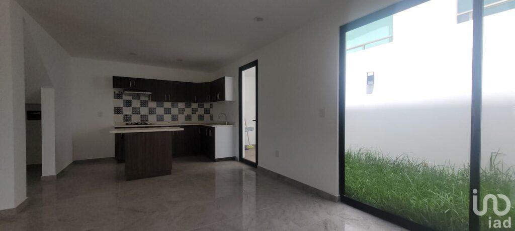 Casa en venta en Privada, frente a área verde en Pachuca de Soto, Hidalgo.