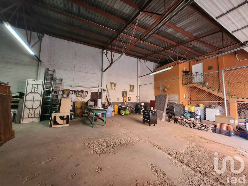 RENTO BODEGA ENTRE HERMANOS ESCOBAR Y LOPEZ MATEOS