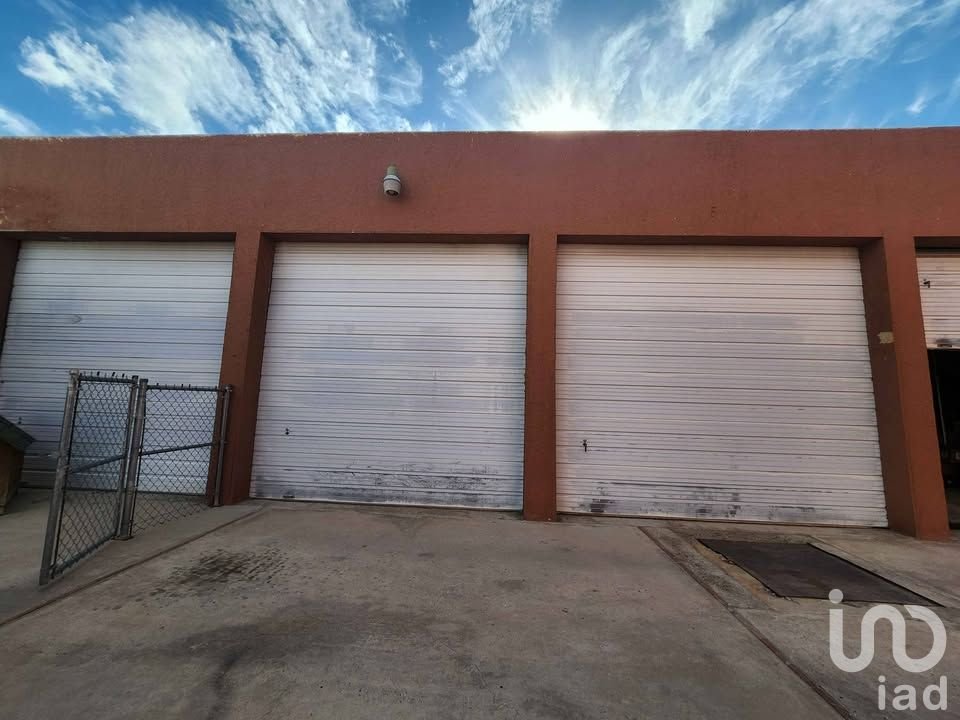 RENTO BODEGA ENTRE HERMANOS ESCOBAR Y LOPEZ MATEOS