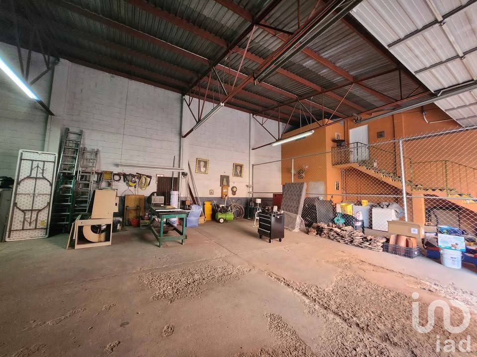 RENTO BODEGA ENTRE HERMANOS ESCOBAR Y LOPEZ MATEOS