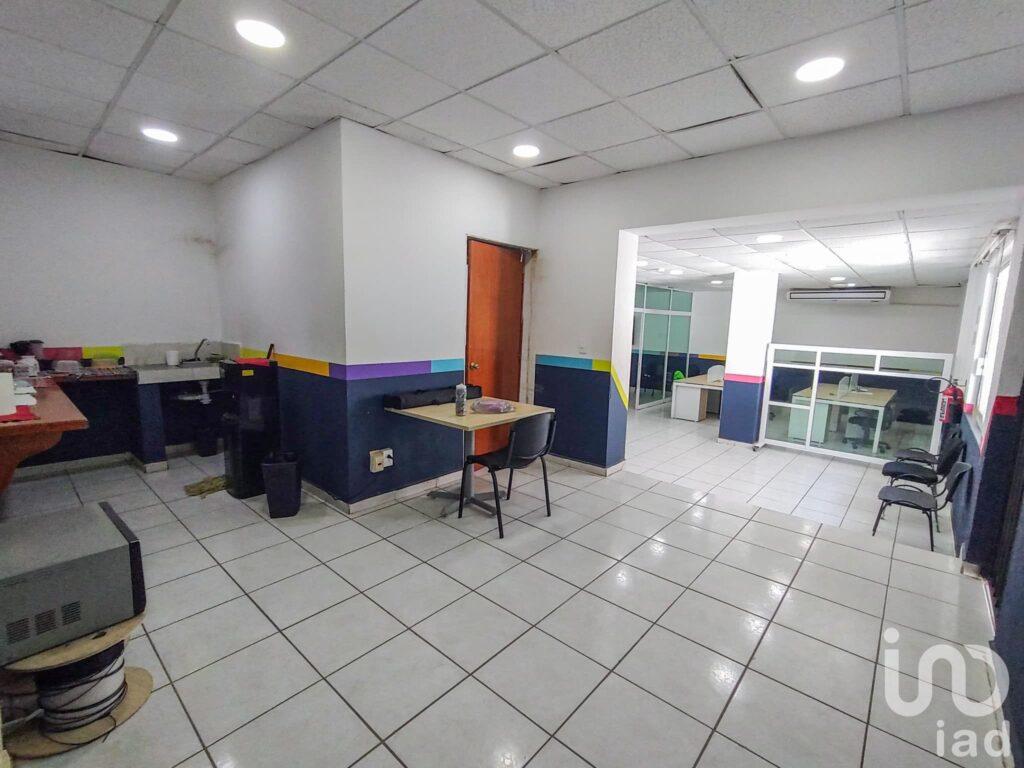 Se renta Bodega en Manzanillo, Colima