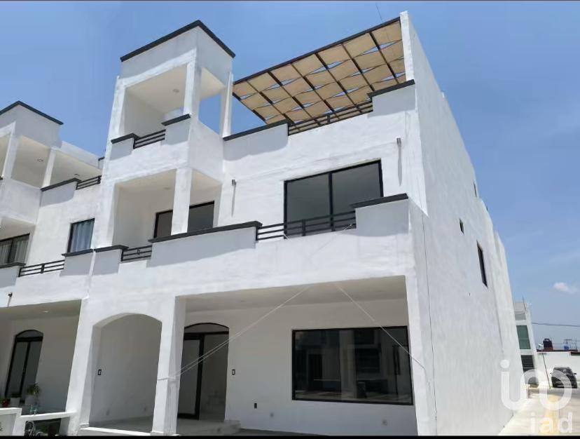 CASA EN VENTA EN FRACCIONAMIENTO PRIVADO OASIS,COLONIA SAN ANTONIO,PACHUCA,HGO.