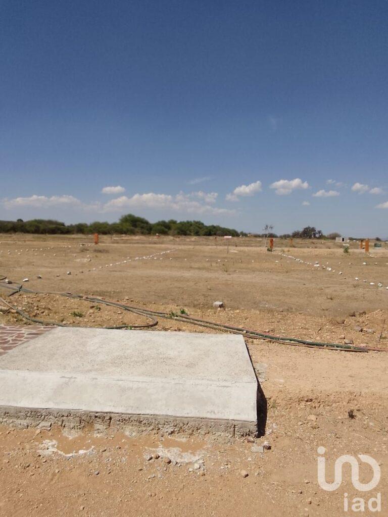 VENTA DE TERRENO TEQUISQUIAPAN RESIDENCIAL CAMPESTRE LOTE 1