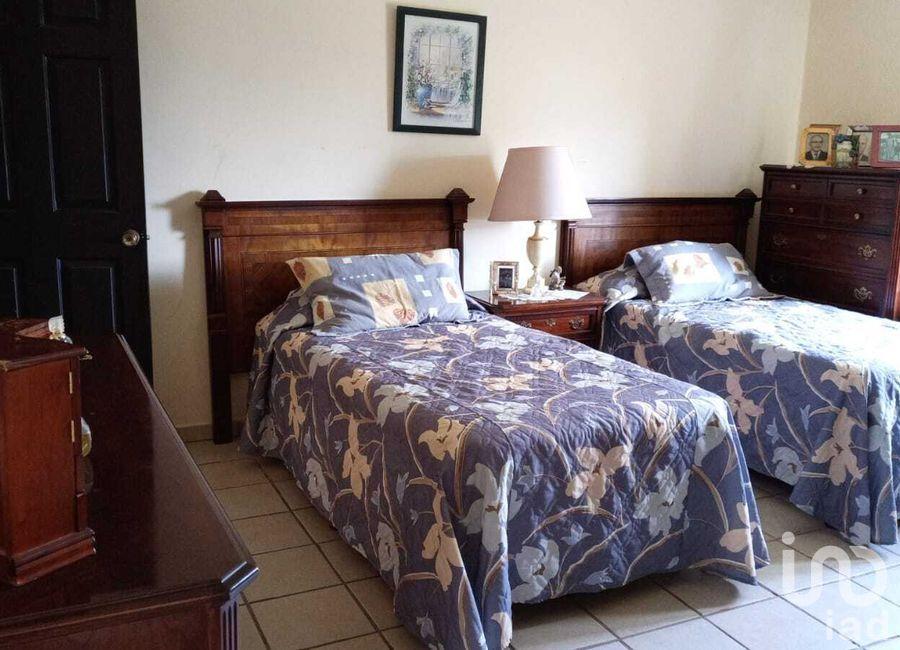 Casa en Venta en Vista Real Residencial, Corregidora, Queretaro