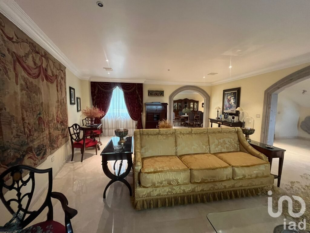 Se vende hermosa casa en Sierra Vertientes  en las Lomas  de Chapultepec