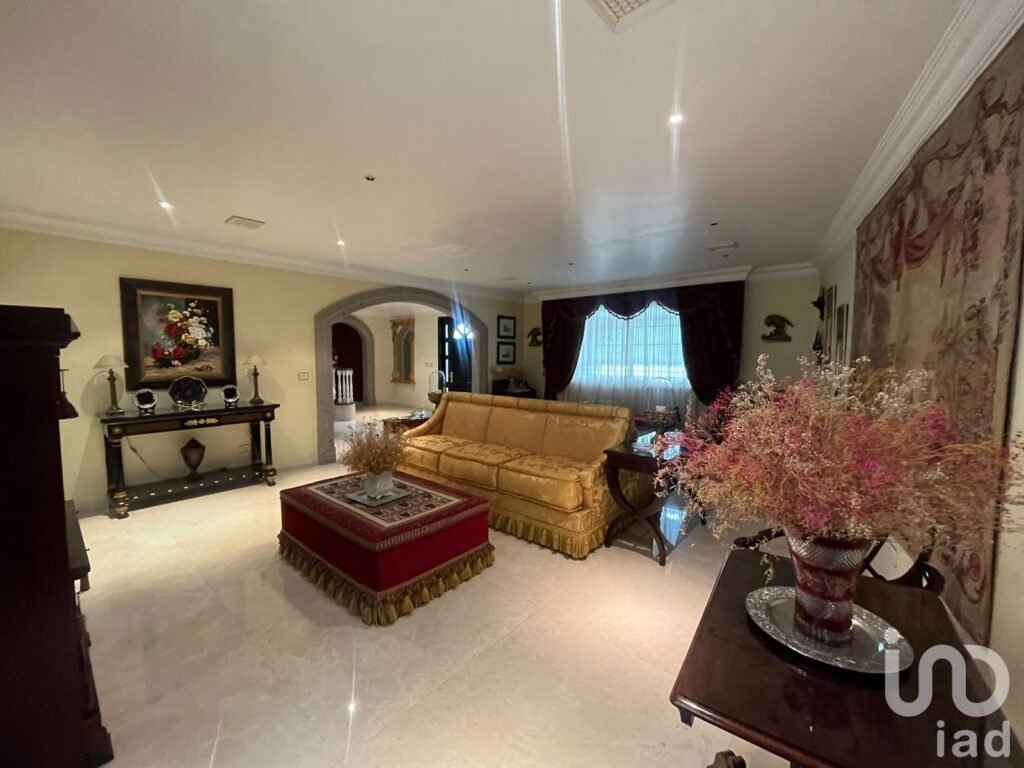 Se vende hermosa casa en Sierra Vertientes  en las Lomas  de Chapultepec