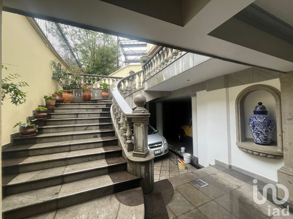 Se vende hermosa casa en Sierra Vertientes  en las Lomas  de Chapultepec