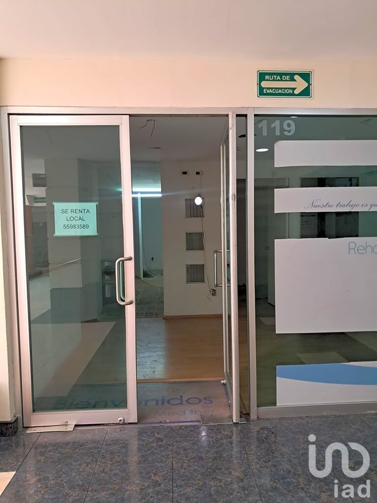 Se Renta Local Comercial en Benito Juárez.