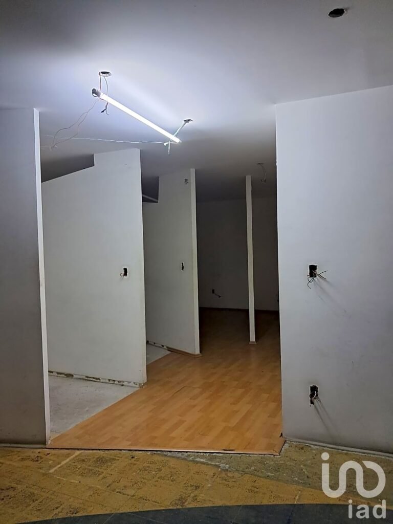 Se Renta Local Comercial en Benito Juárez.