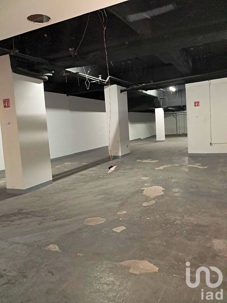 Se Renta Local Comercial en Benito Juárez.