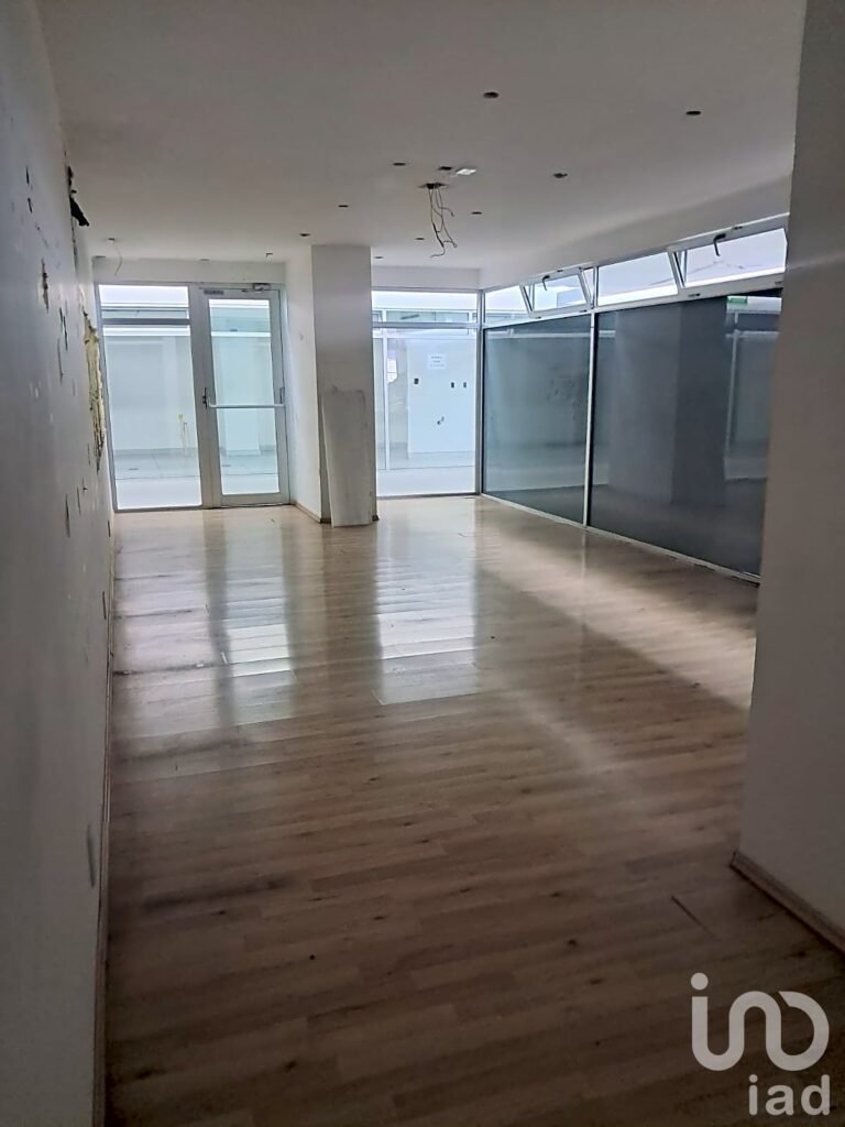 Se Renta Local Comercial en Benito Juárez.