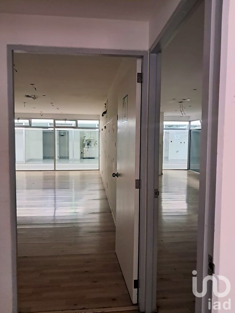 Se Renta Local Comercial en Benito Juárez.