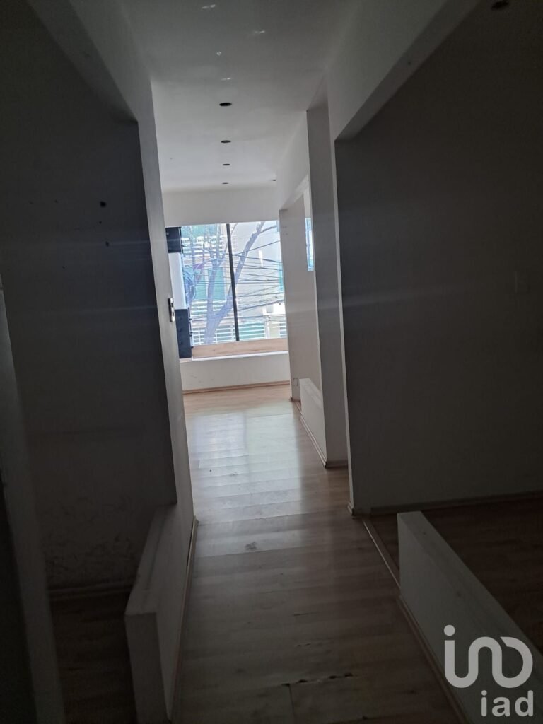 Se Renta Local Comercial en Benito Juárez.