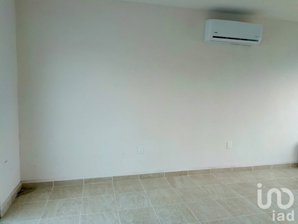 CASA EN RENTA EN ZONA INDUSTRIAL QUERENCIA RESIDENCIAL