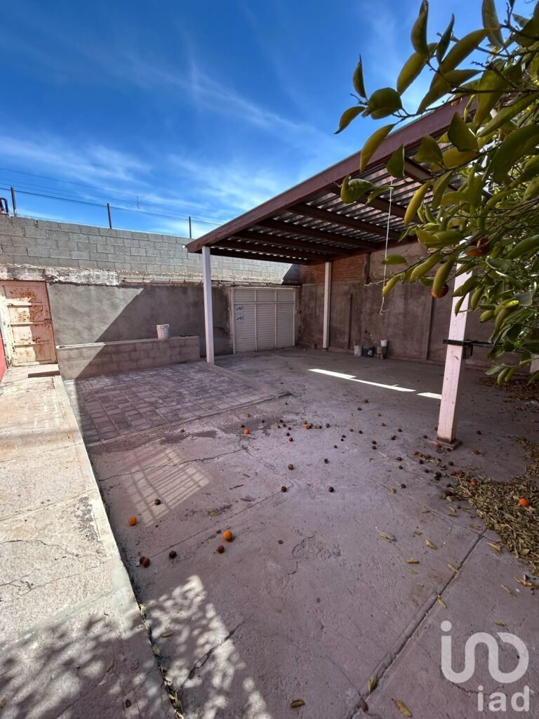 Amplia Casa en Venta en Chihuahua en Col. Panamericana