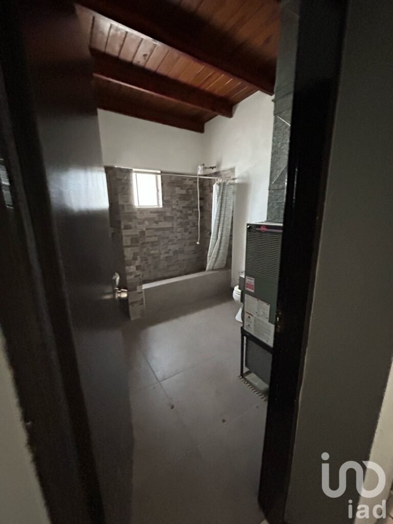 Amplia Casa en Venta en Chihuahua en Col. Panamericana