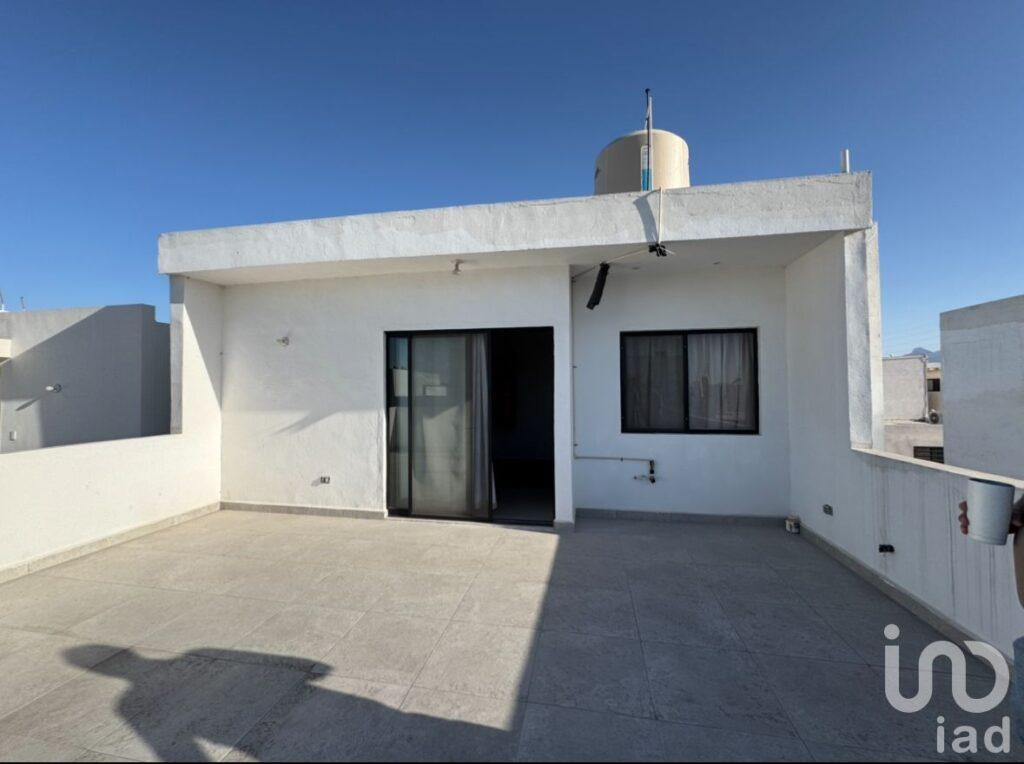 Casa en Venta con Terreno Incluido en Cerradas de Rinconada, Apodaca N.L.