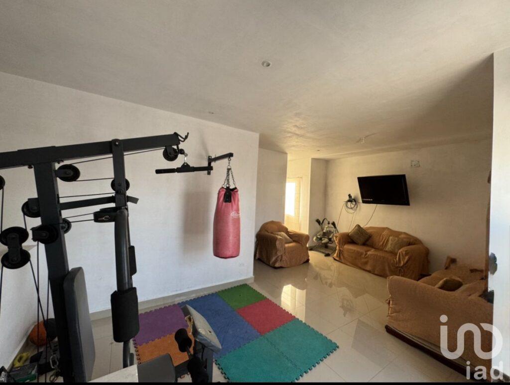 Casa en Venta con Terreno Incluido en Cerradas de Rinconada, Apodaca N.L.