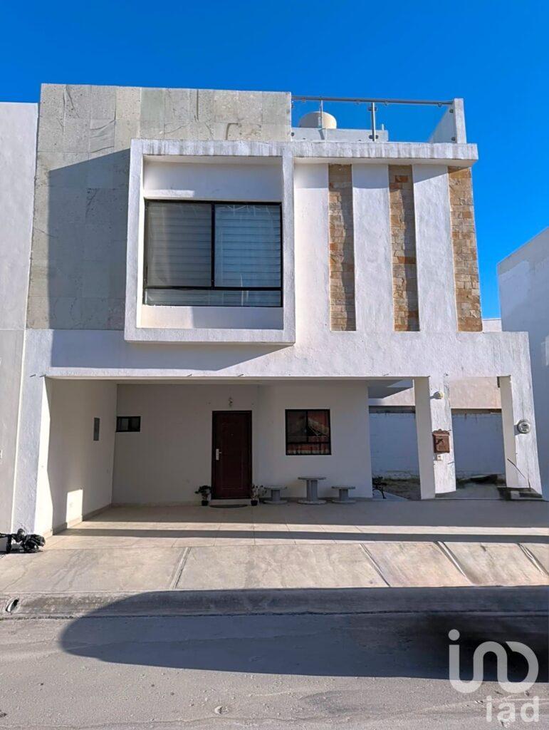 Casa en Venta en Col Cerradas de Rinconada, Apodaca N.L.