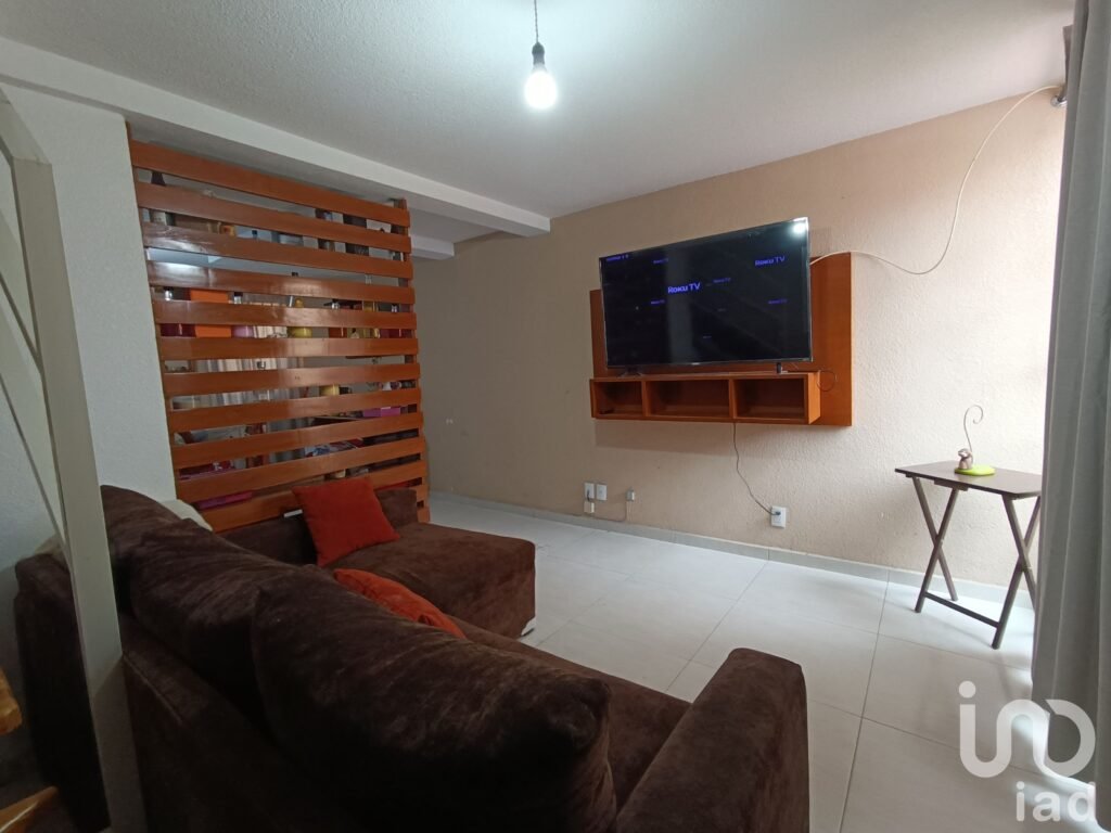 Casa en Venta en "Bonito El Manzano" Chicoloapan