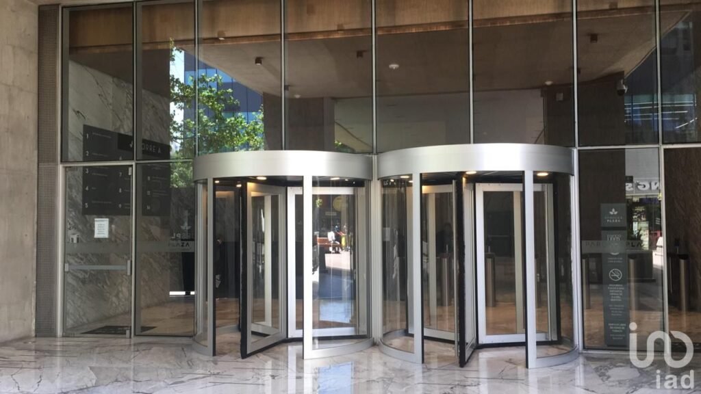 Renta Oficina en obra gris 355 mts2. $120,000 Lago Alberto, Diseña tu espacio. Edificio LEED