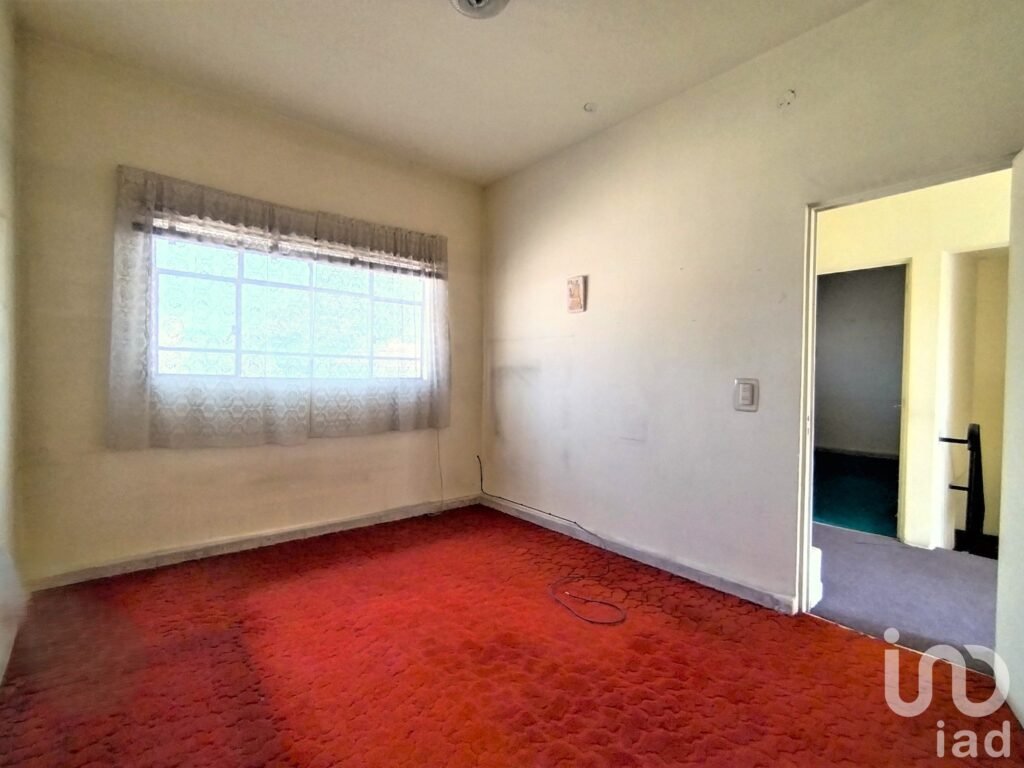 Casa en Venta en Cuautitlán Estado de México con uso de suelo habitacional/comercial