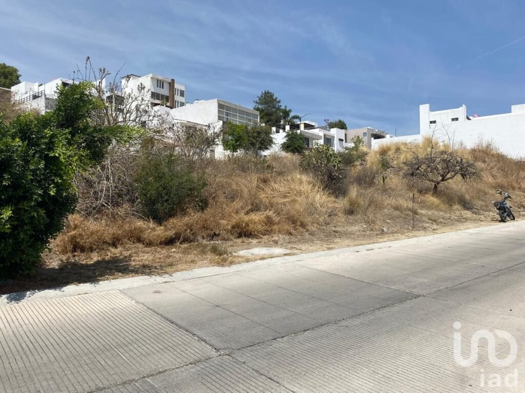 TERRENO EN VENTA REAL DE JURIQUILLA TAMUL 4