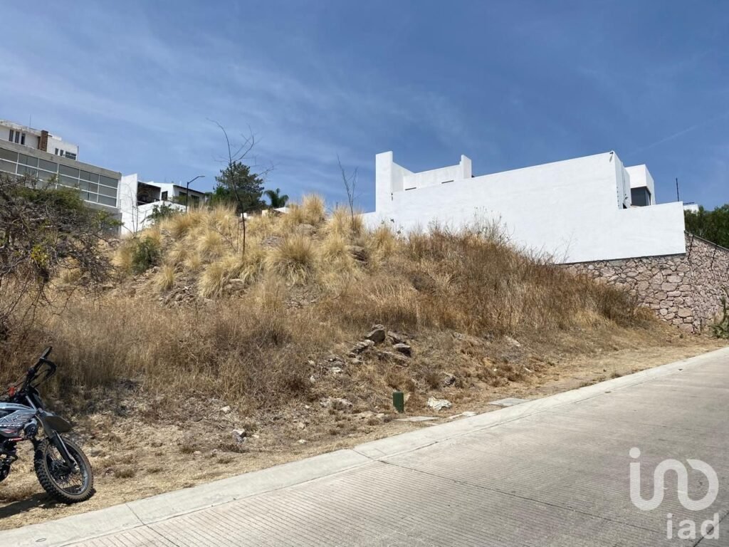 TERRENO EN VENTA REAL DE JURIQUILLA TAMUL 4