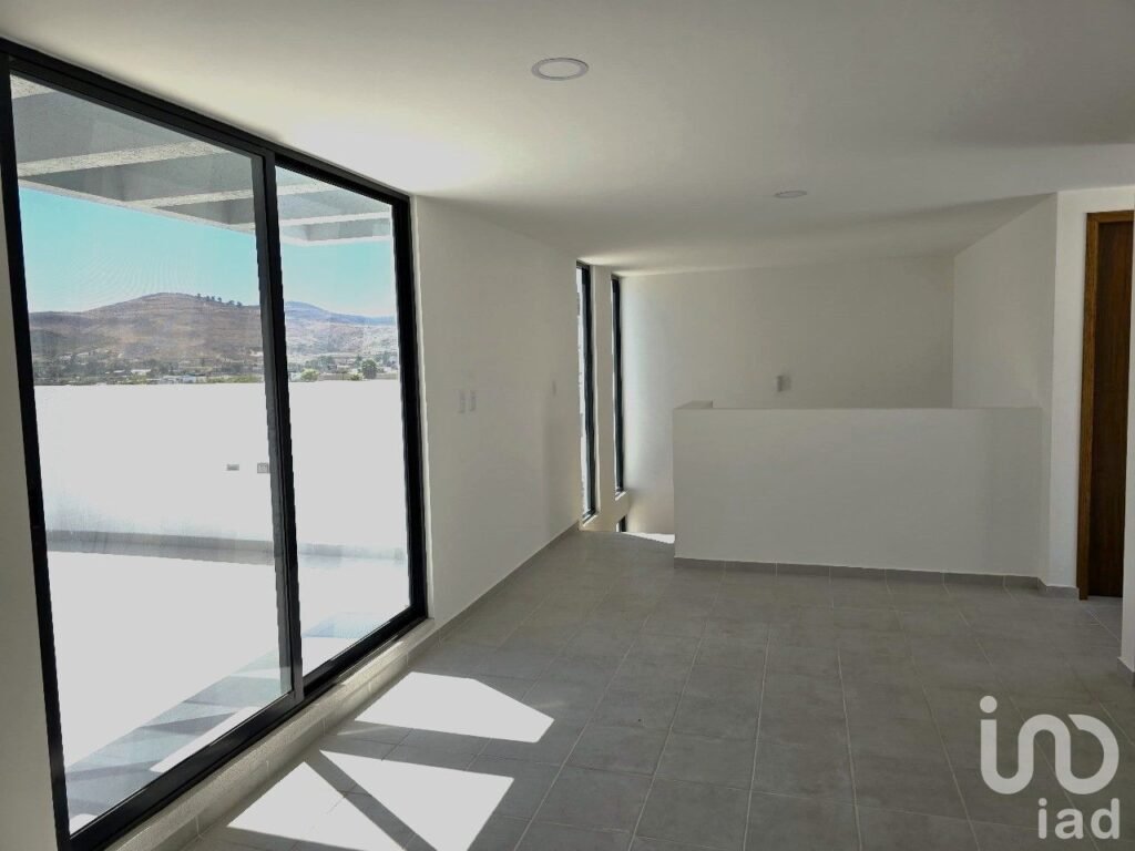 Casa en Venta en Lomas de Angelópolis con 2 Terrazas a 7 minutos de Barrio Cascatta