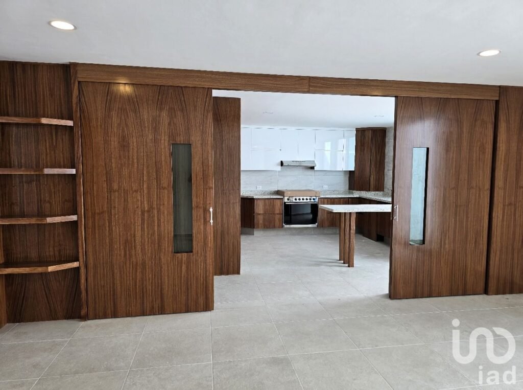 Casa en Venta en Lomas de Angelópolis con 2 Terrazas a 7 minutos de Barrio Cascatta