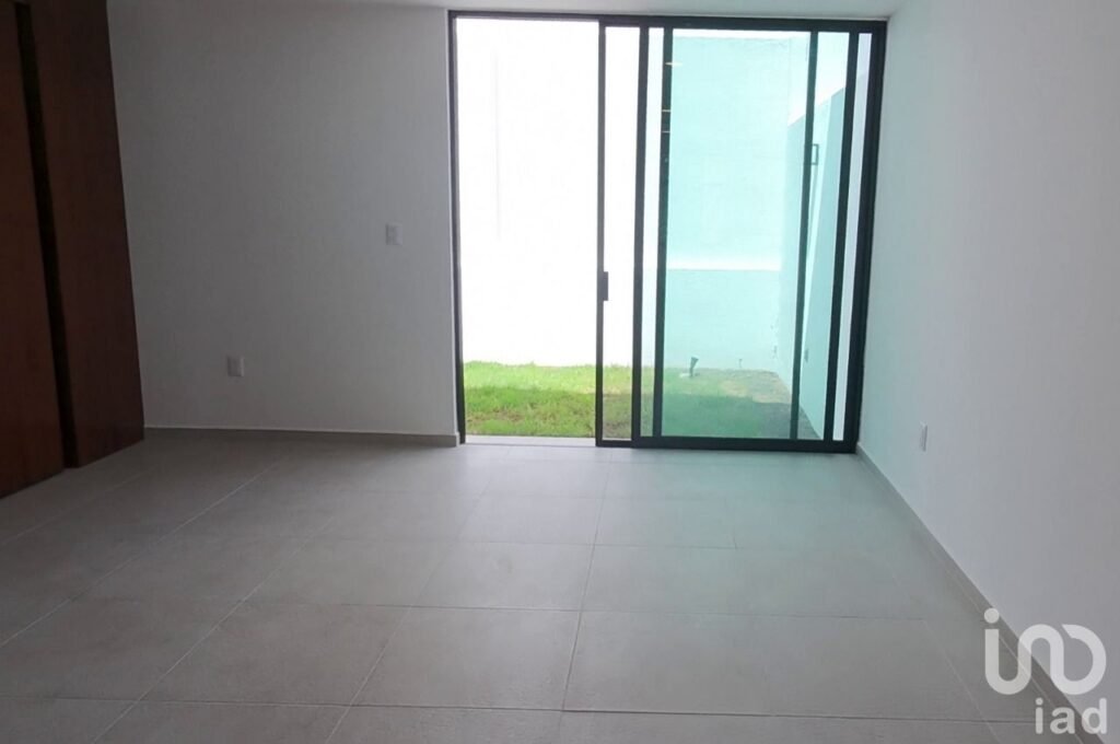 Casa en Venta en Lomas de Angelópolis con 2 Terrazas a 7 minutos de Barrio Cascatta