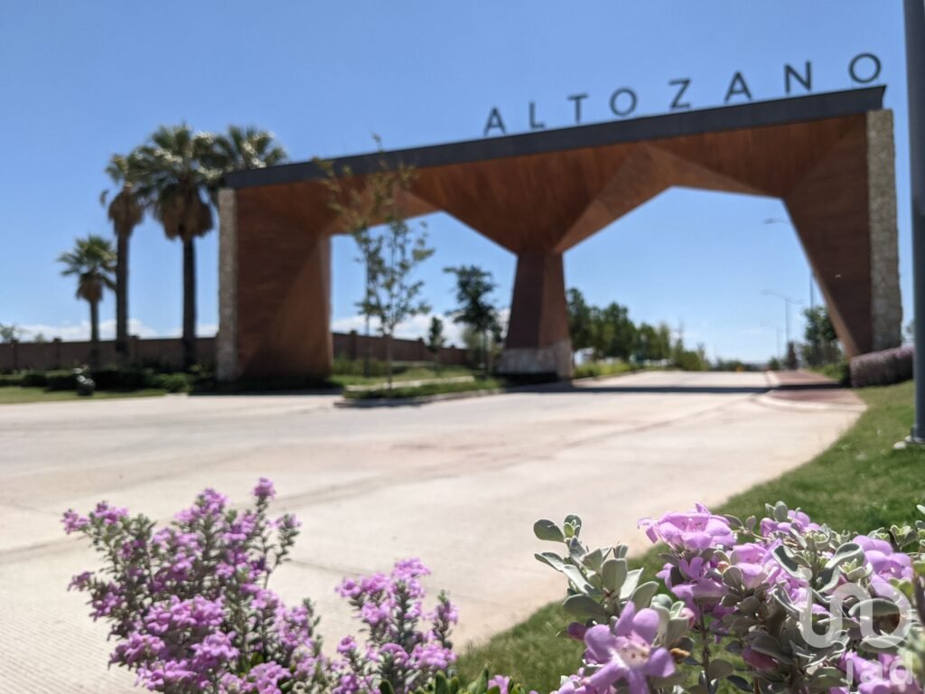 TERRENO RESIDENCIAL EN VENTA ZONA ALTOZANO CD. JUAREZ, CHIHUAHUA