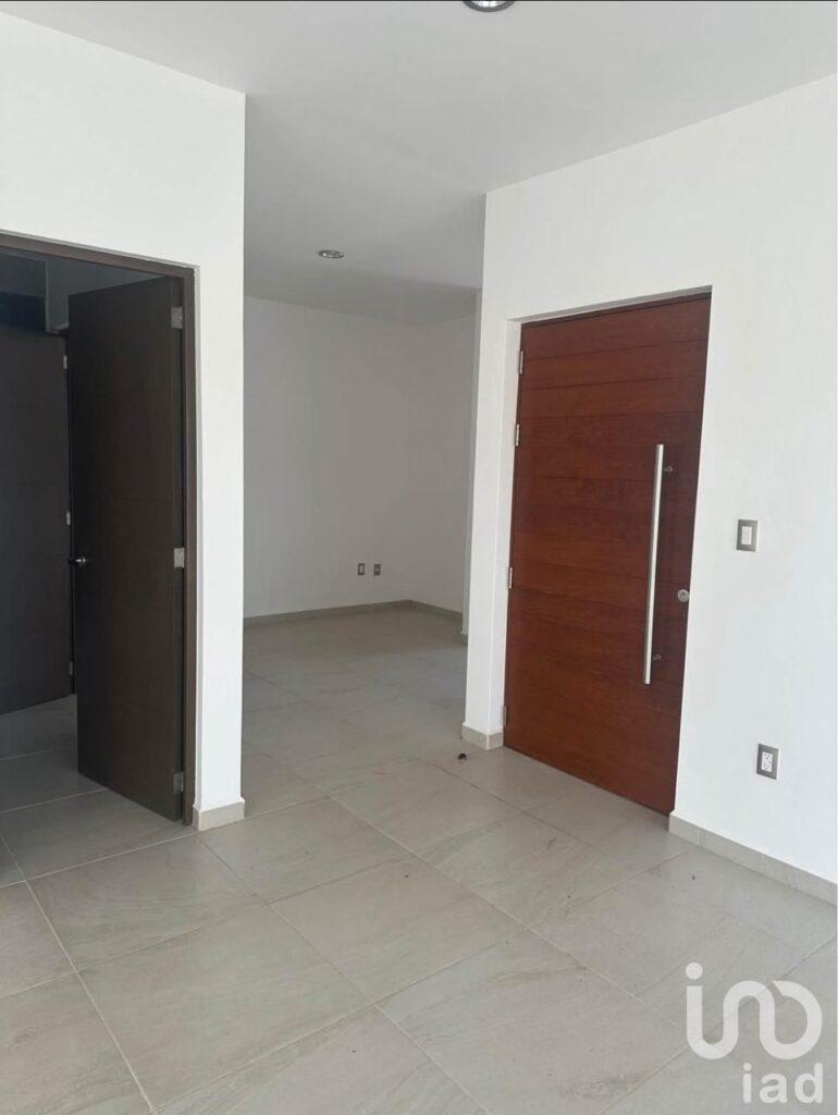 Casa En Venta Calle Colibri 10, Residencial El Encino, Huimilpan, Queretaro, C.P.76973