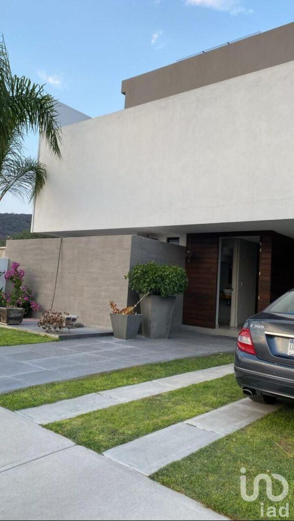 Casa En Venta En Sendero Del Encino 22, Residencial El Encino, Huimilpan, Queretaro, CP. 76973