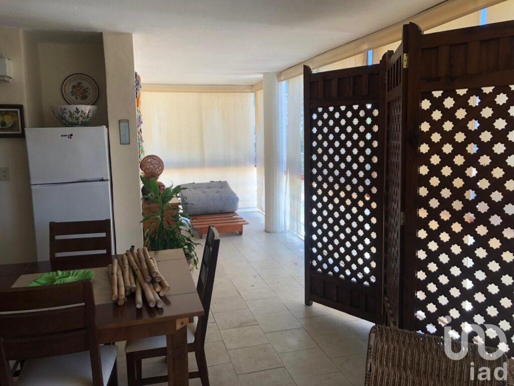 Se vende departamento en el condominio  los Cocos con playa y muelle privado en Acapulco