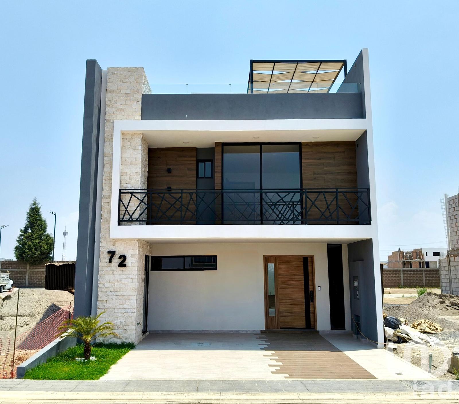 Venta de casa sobre periférico a la altura del CEA Cuautlancingo