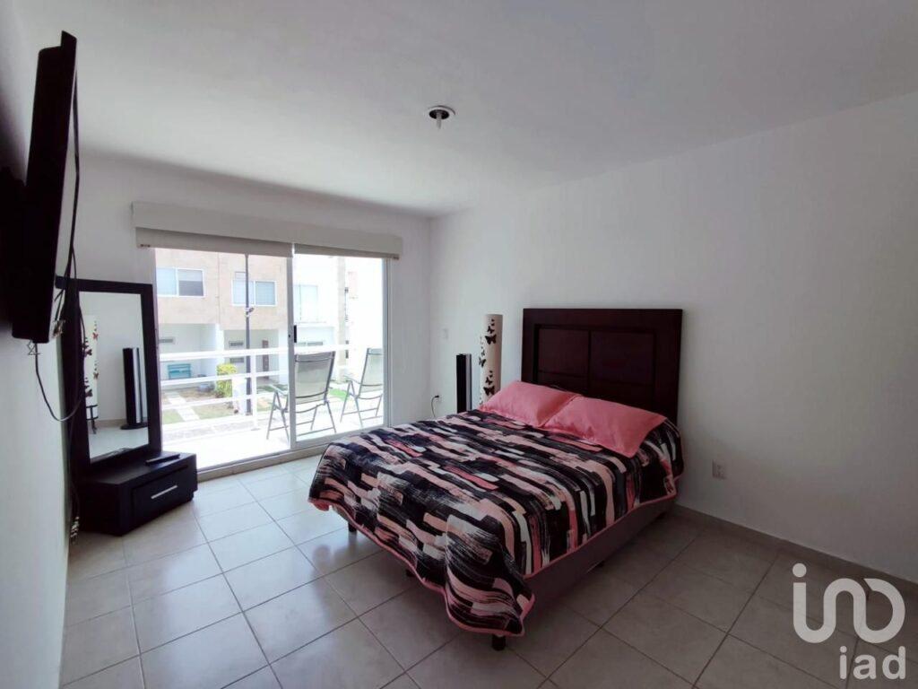 INVIERTE EN TU FELICIDAD: CASA CON GRAN POTENCIAL EN YAUTEPEC