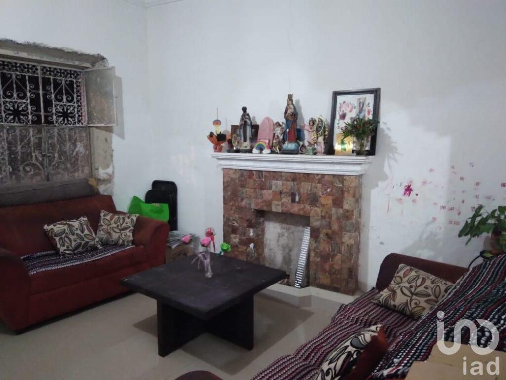 CASA EN VENTA EN EL CENTRO DE MÉRIDA, YUCATÁN, RUMBO SANTIAGO