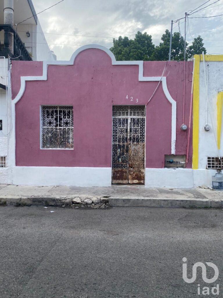 CASA EN VENTA EN EL CENTRO DE MÉRIDA, YUCATÁN, RUMBO SANTIAGO