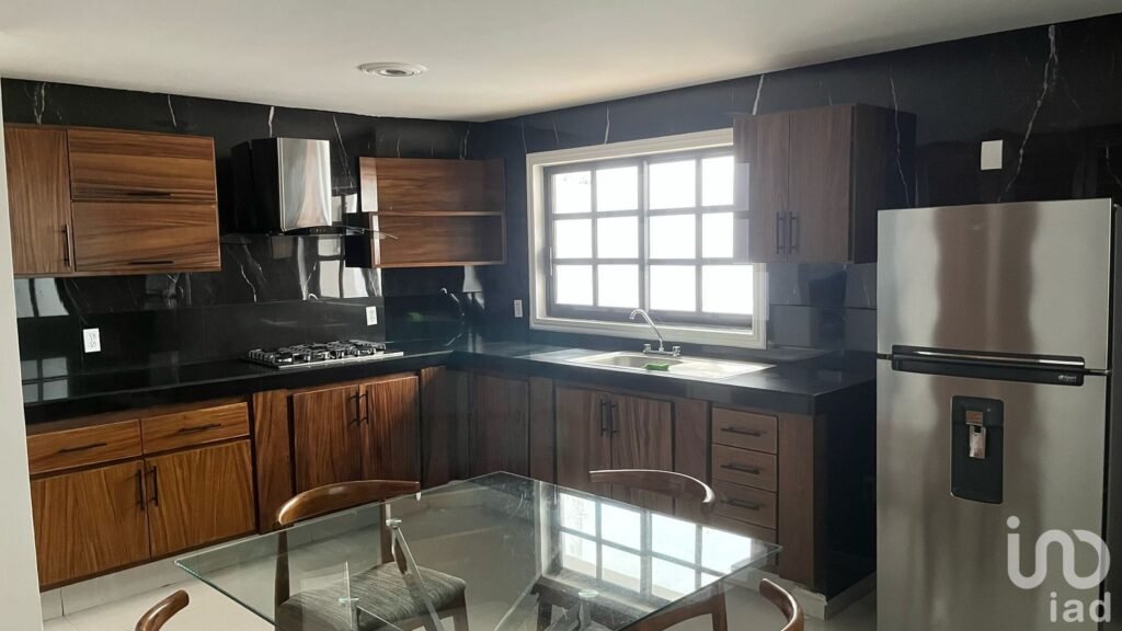 Casa en Renta... Lomas de Mazatlan a una cuadra de Zona Dorada