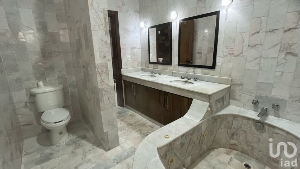 Casa en Renta... Lomas de Mazatlan a una cuadra de Zona Dorada