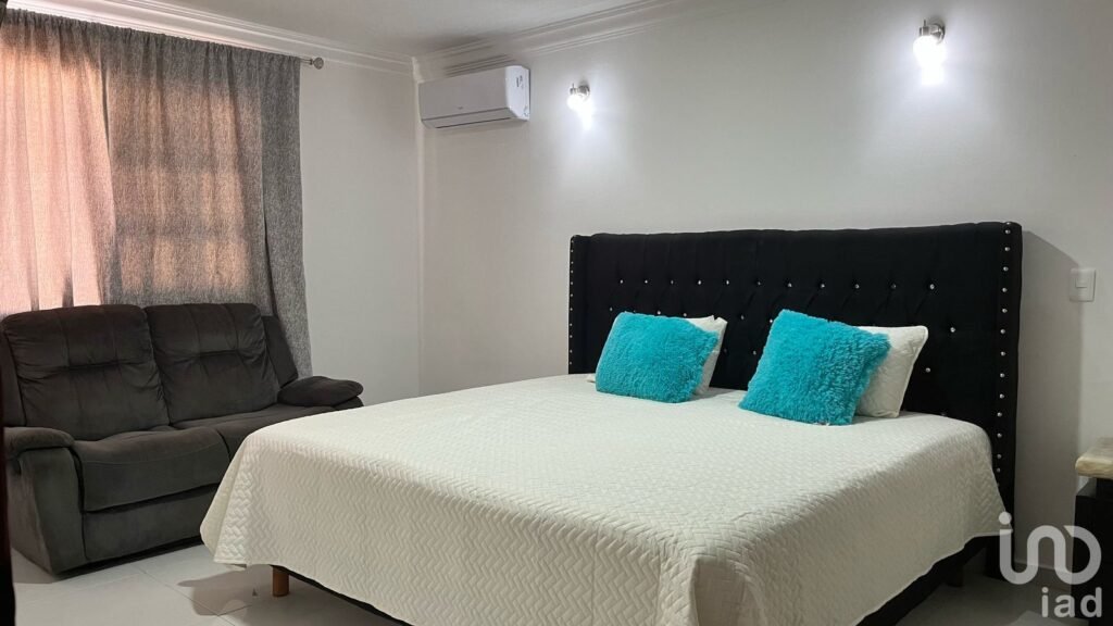 Casa en Renta... Lomas de Mazatlan a una cuadra de Zona Dorada