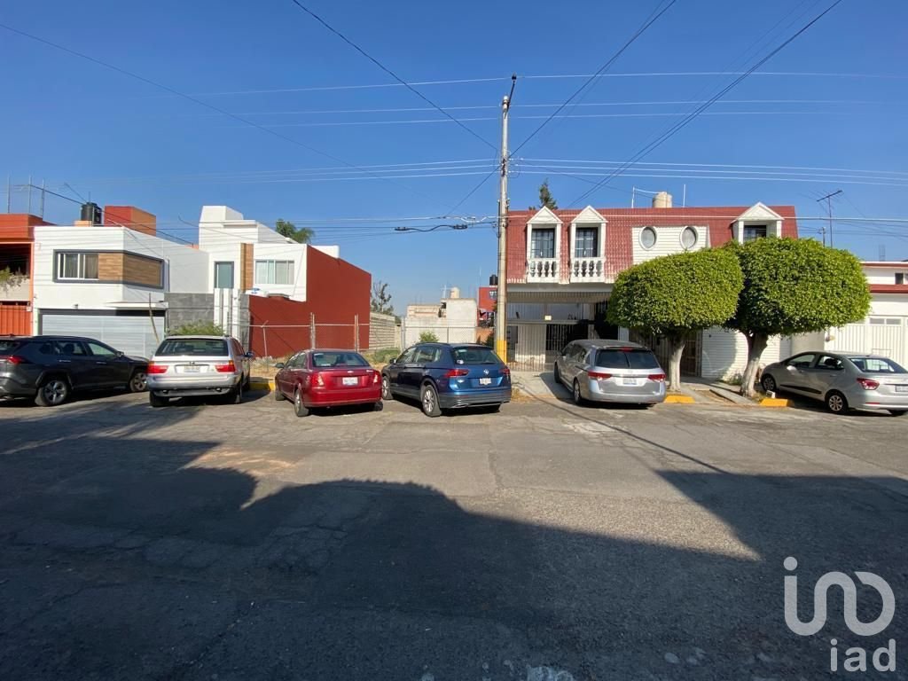 Privacidad y amplitud en un solo lugar: terreno residencial, Arboledas San Ignacio, Puebla