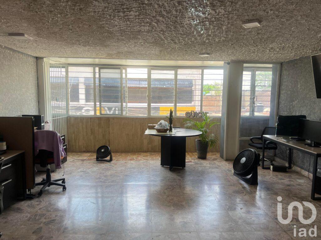 CASA EN VENTA CALLE MOCTEZUMA EL VIGIA ZAPOPAN JAL