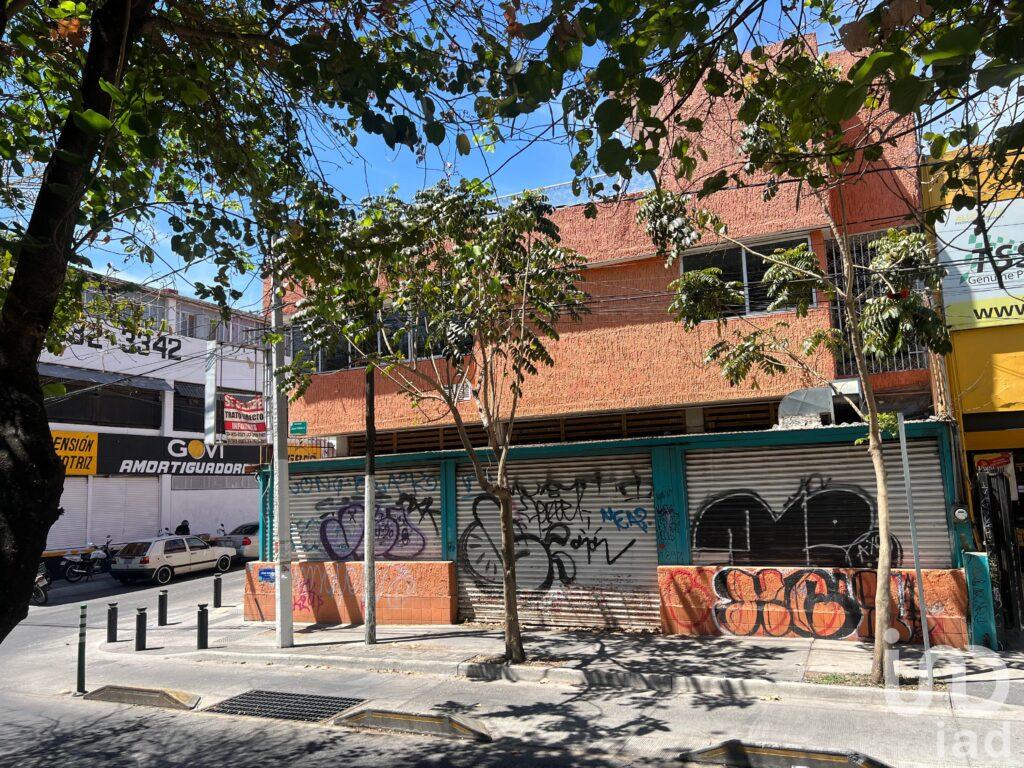 CASA EN VENTA CALLE MOCTEZUMA EL VIGIA ZAPOPAN JAL