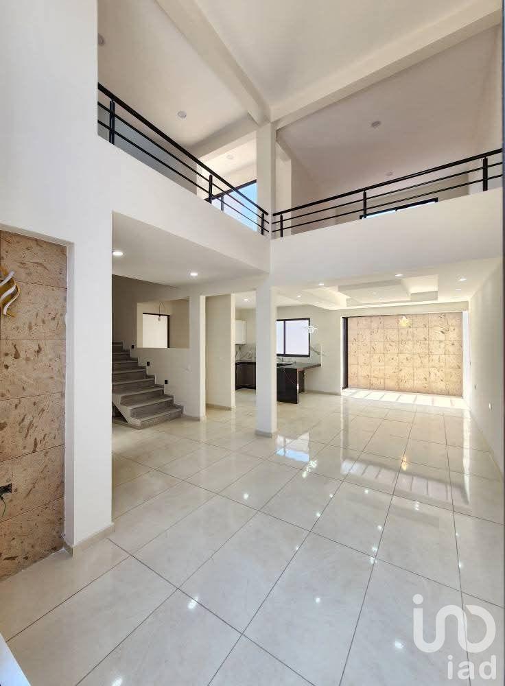 Venta de casa en Fraccionamiento la Herradura en Coatepec.