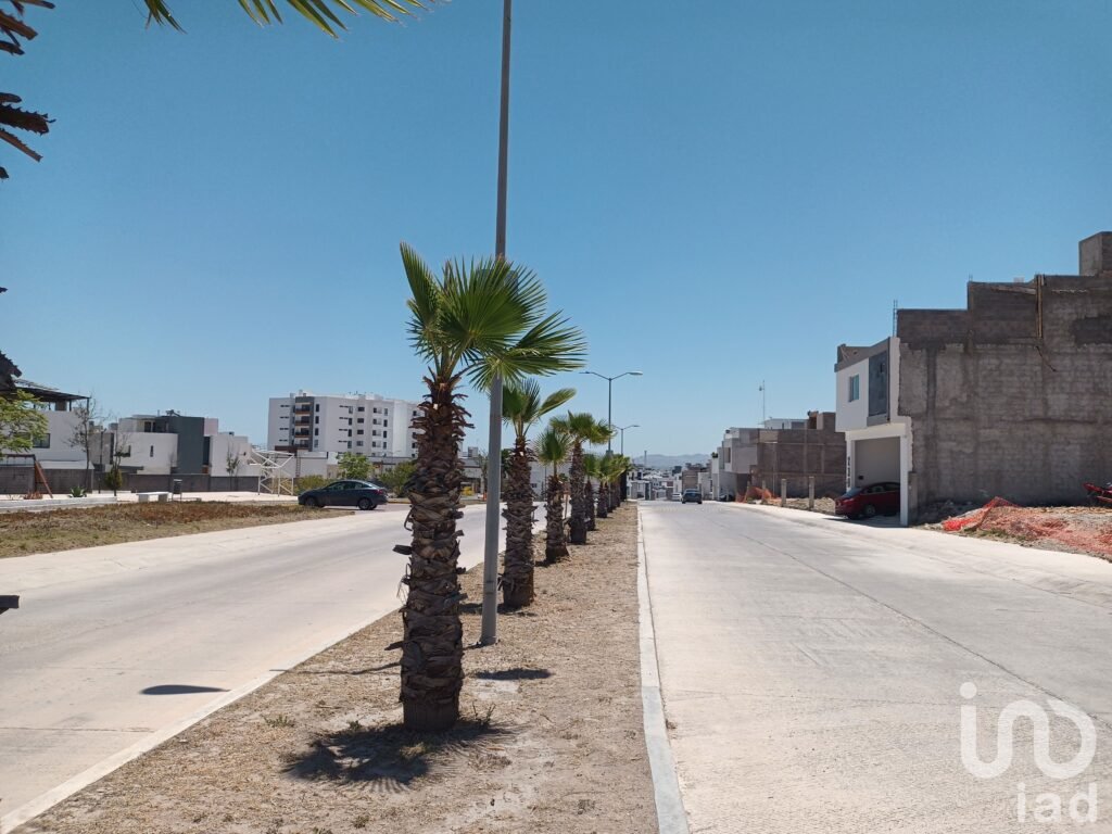 TERRENO RESIDENCIAL EN VENTA - FORJA REAL, MEXQUITIC DE CARMONA, SLP.