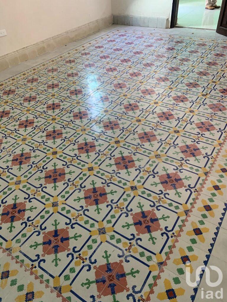 CASA EN VENTA PARA REMODELAR EN CENTRO DE MÉRIDA, YUCATÁN, ZONA SANTA ANA