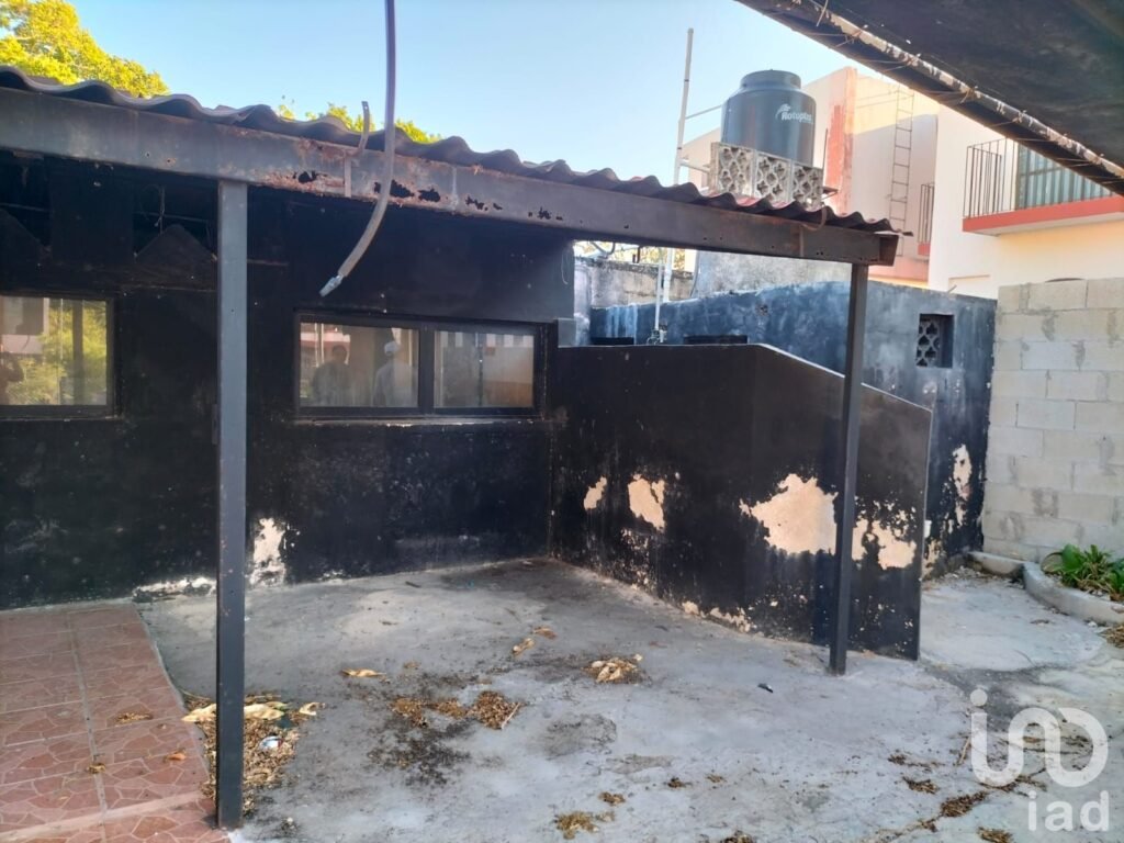 VENTA LOCAL PARA NEGOCIO, OFICINAS O DEPARTAMENTOS, EN MÉRIDA, YUCATÁN, ZONA PONIENTE